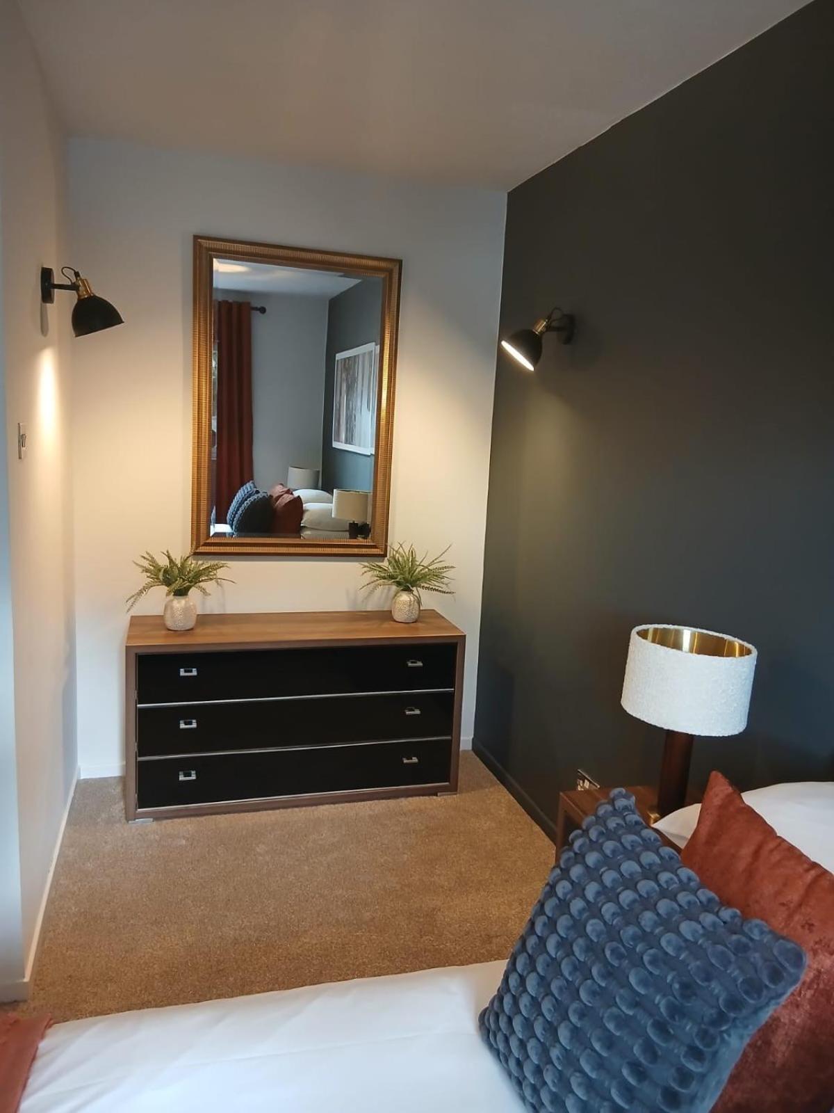 Newly Refurbished Ground Floor Flat,